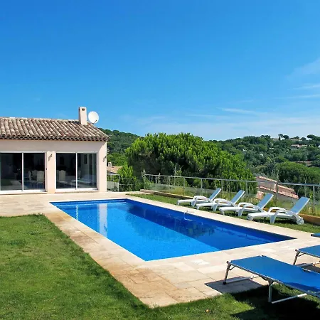 Holiday Le Grand Bleu